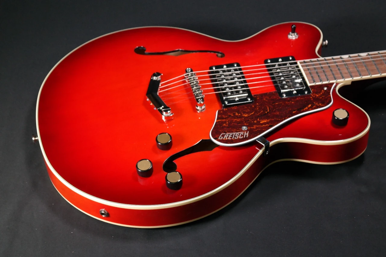 Gretsch G2622T Streamliner Fireburst STOCK B
