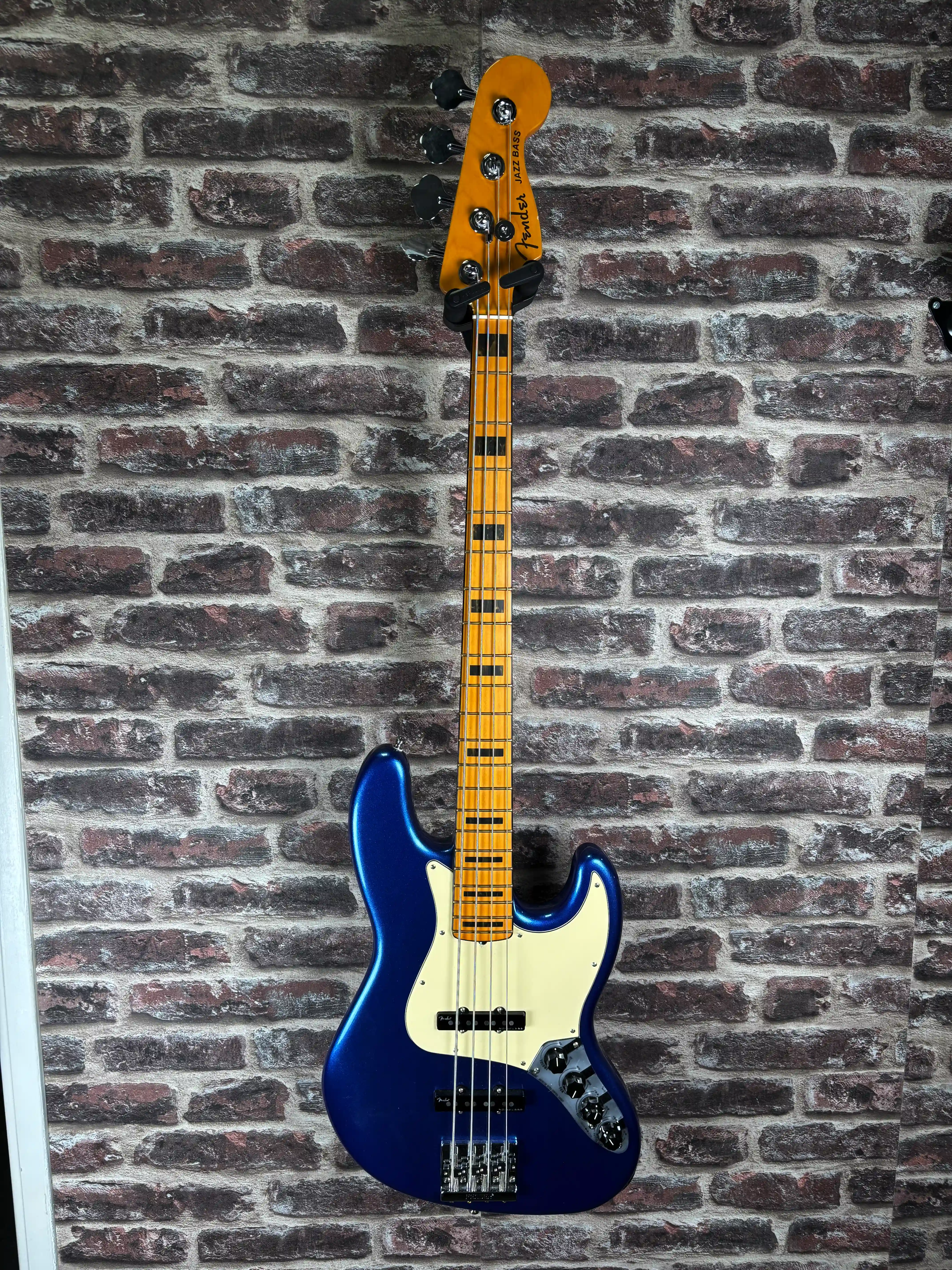Fender American Ultra Jazz Bass Cobra Blue OCCASION