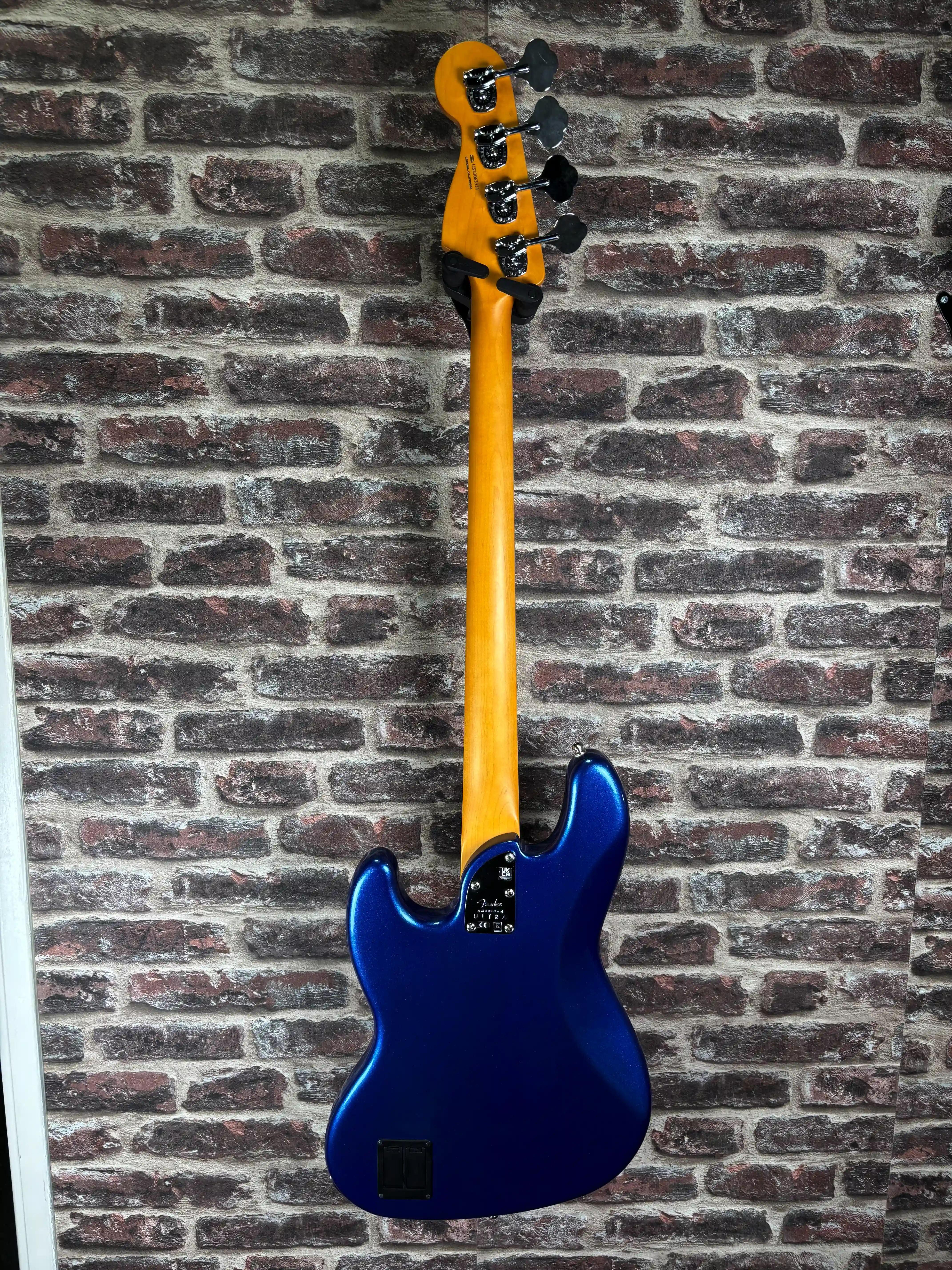 Fender American Ultra Jazz Bass Cobra Blue OCCASION