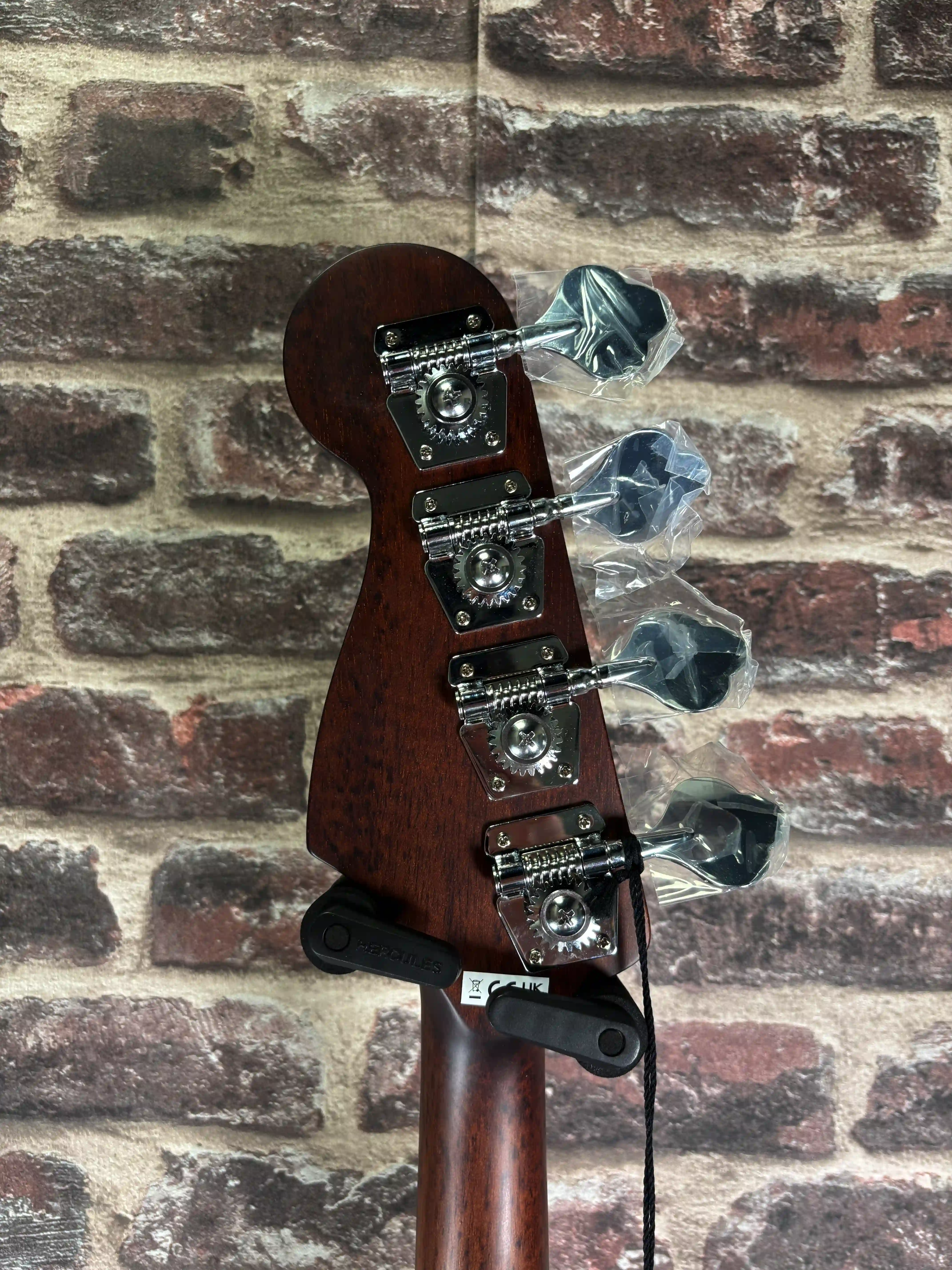 Fender California Deluxe Kingman Bass CE Noir