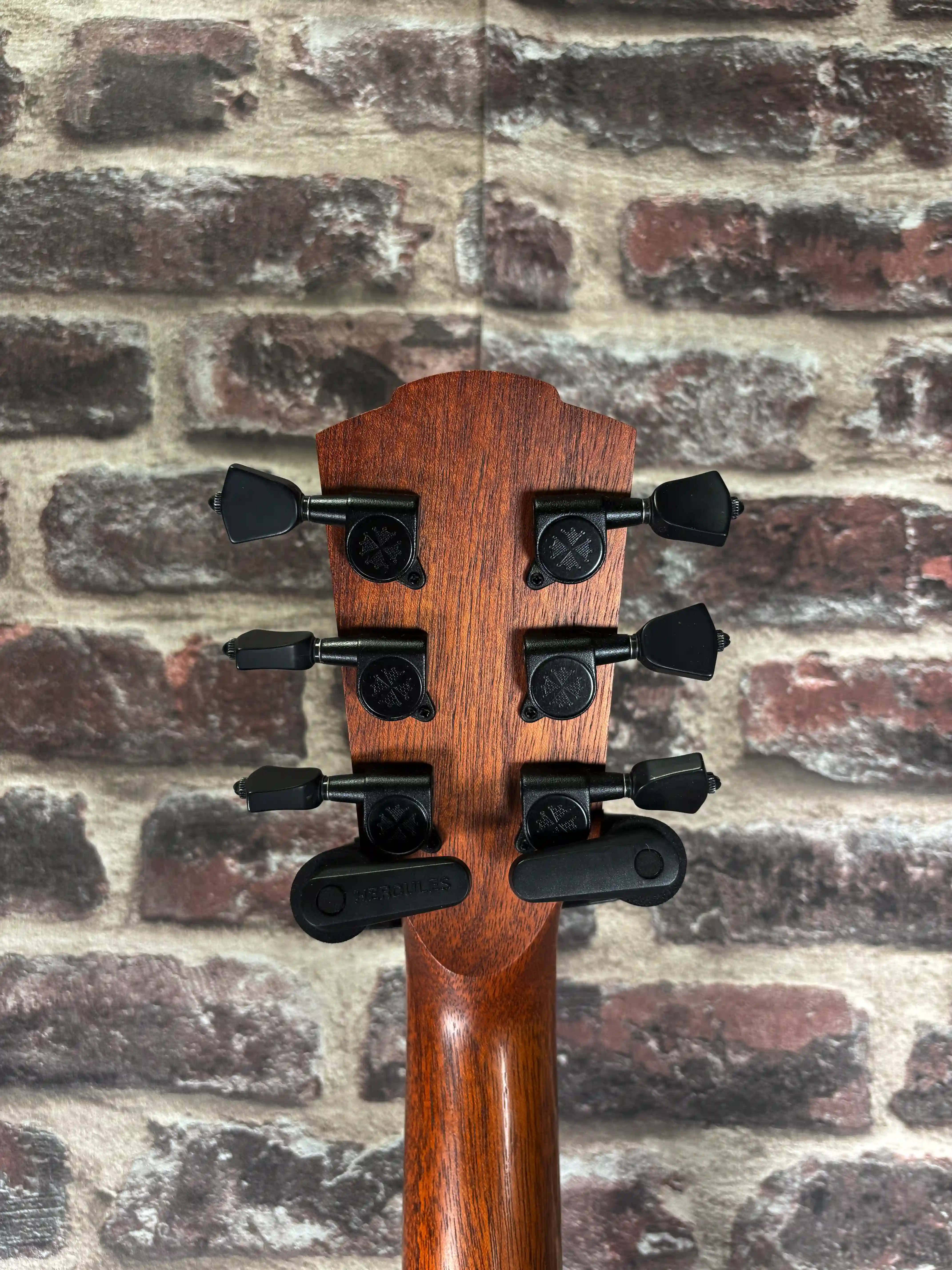 LÂG VIAN-001 Travel Signature Vianney OCCASION