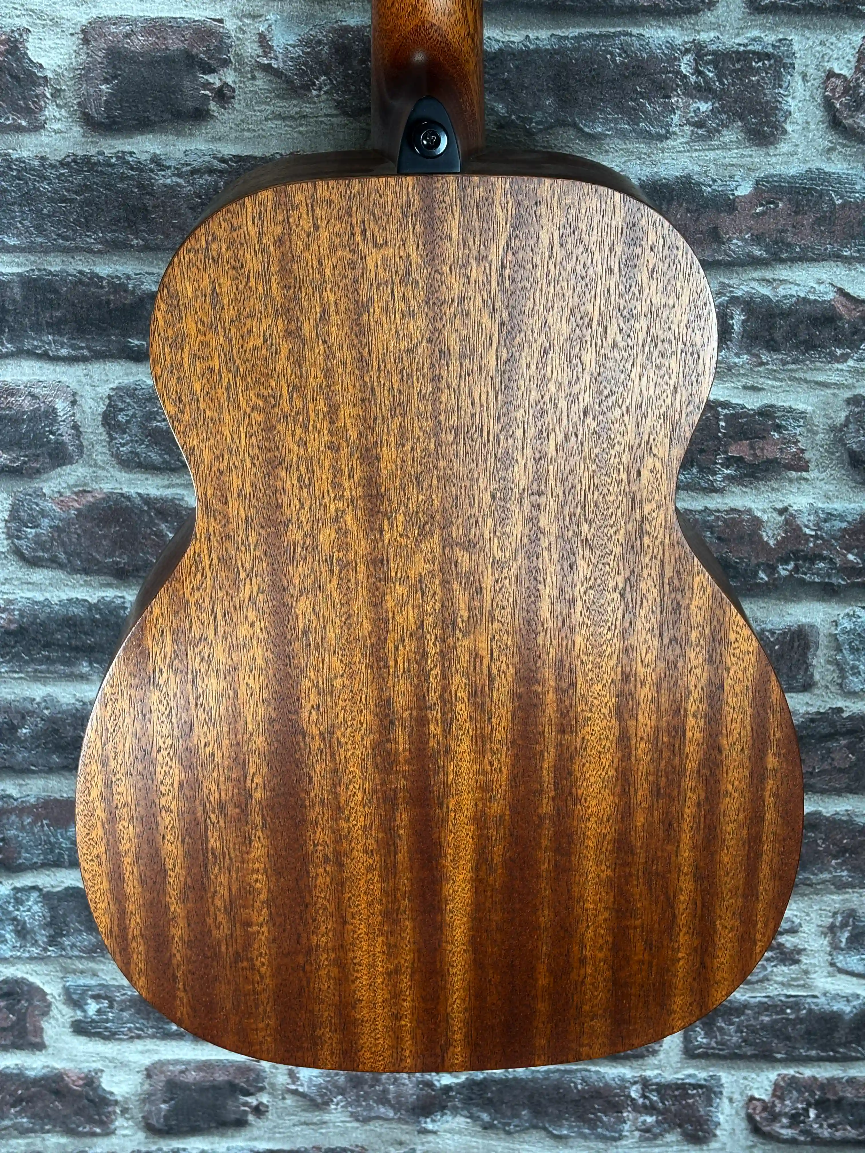 LÂG VIAN-001 Travel Signature Vianney OCCASION