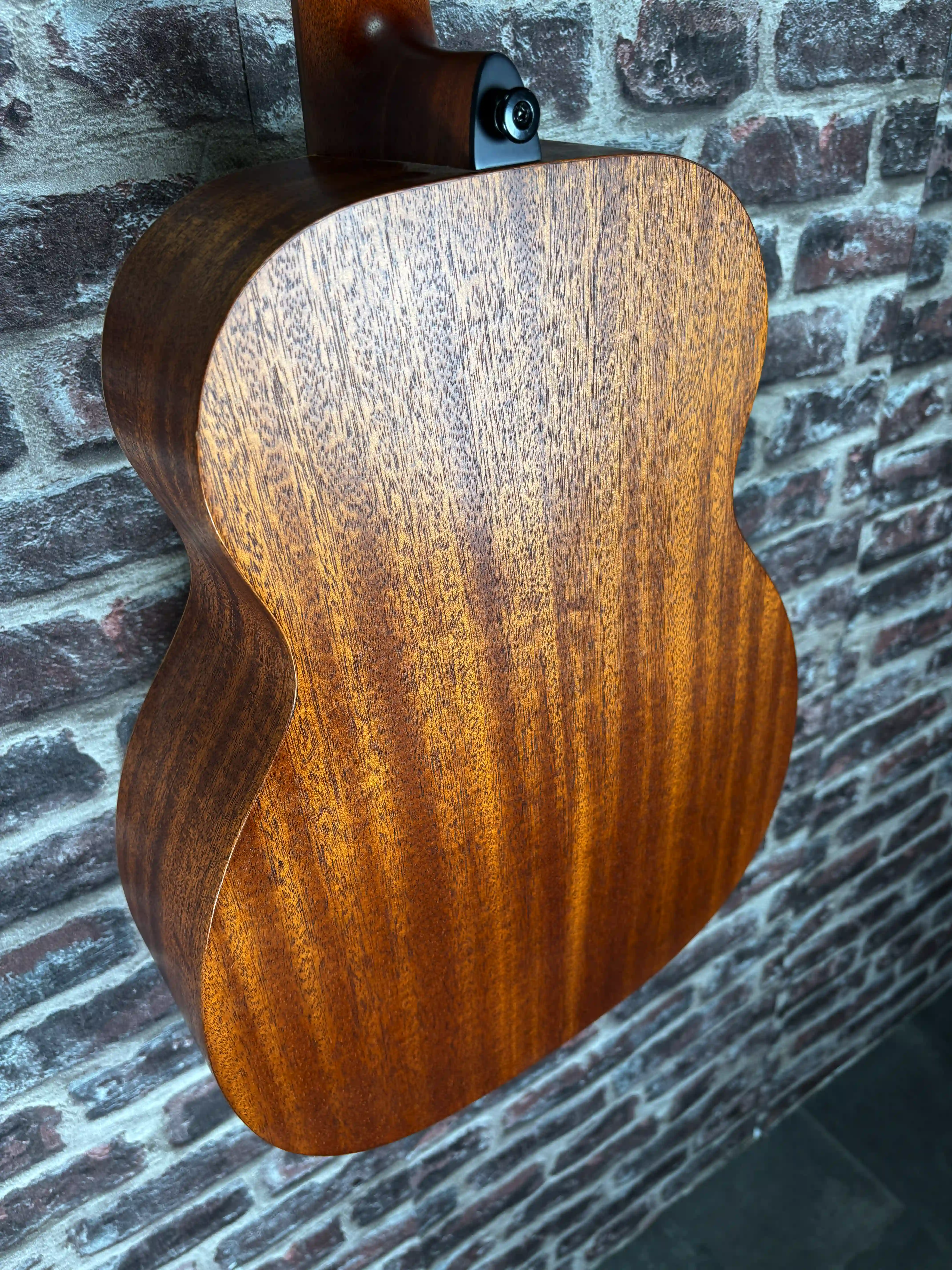 LÂG VIAN-001 Travel Signature Vianney OCCASION