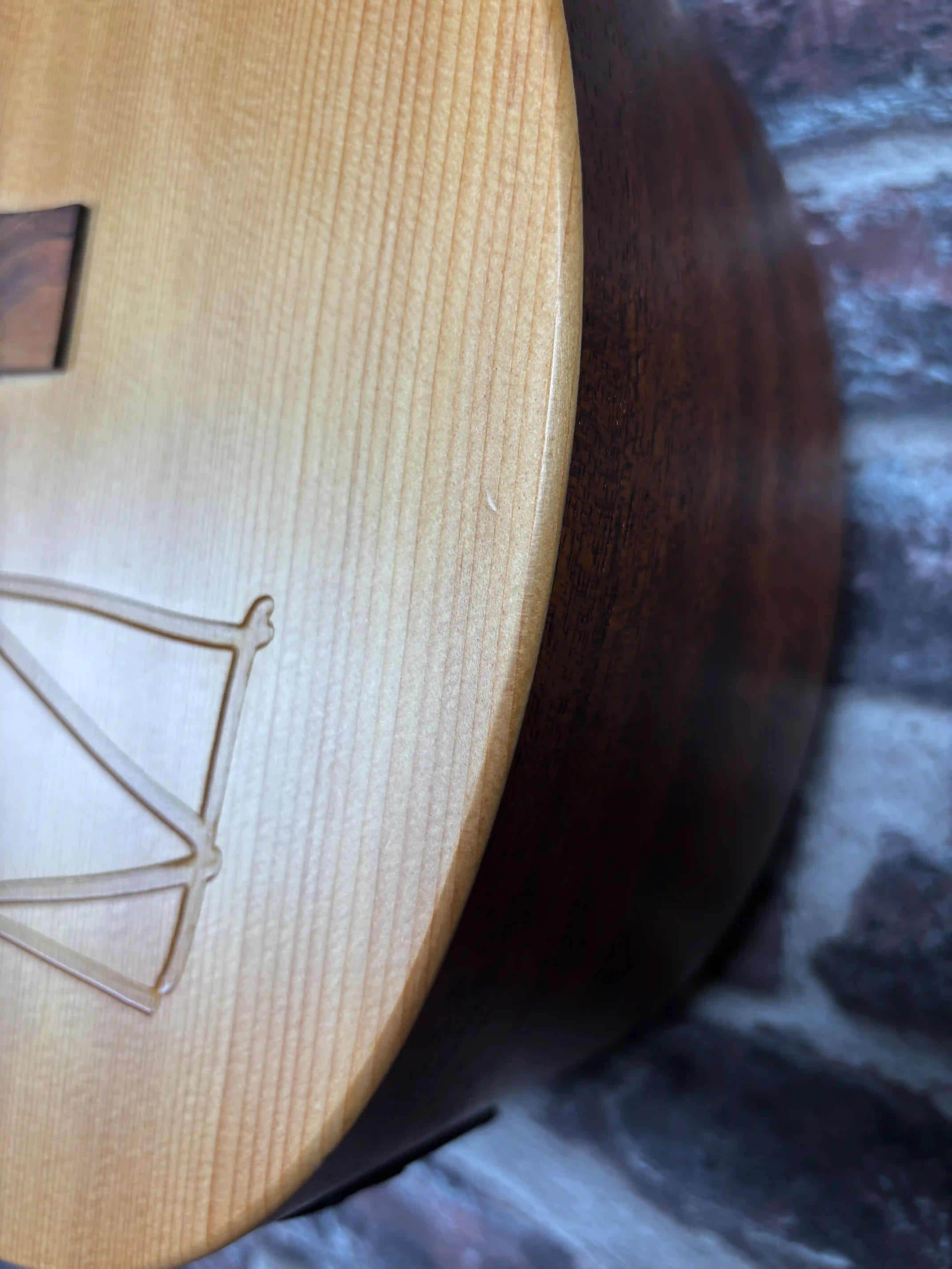 LÂG VIAN-001 Travel Signature Vianney OCCASION