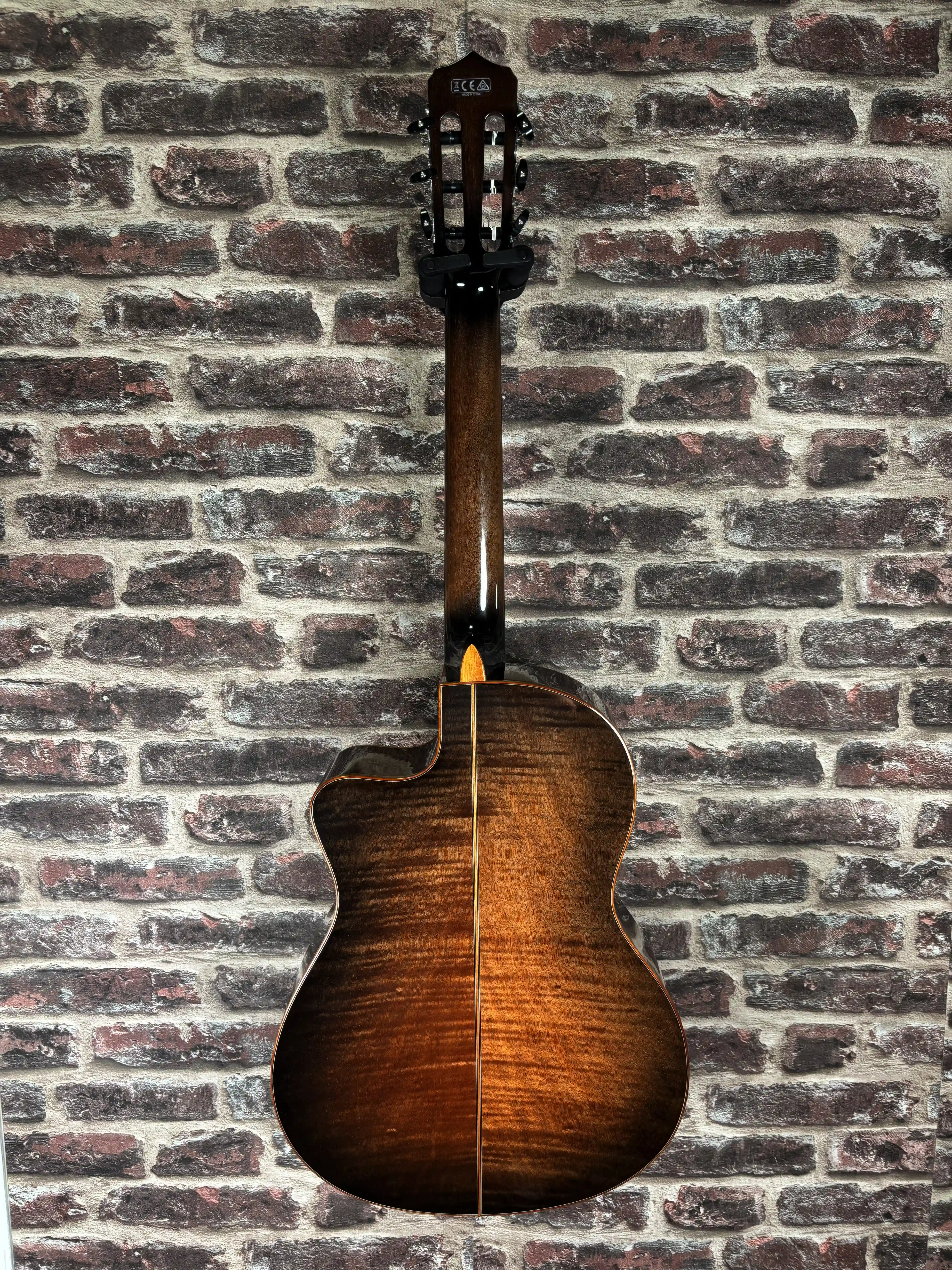 Cordoba Fusion 12 Cinnamon Burst OCCASION