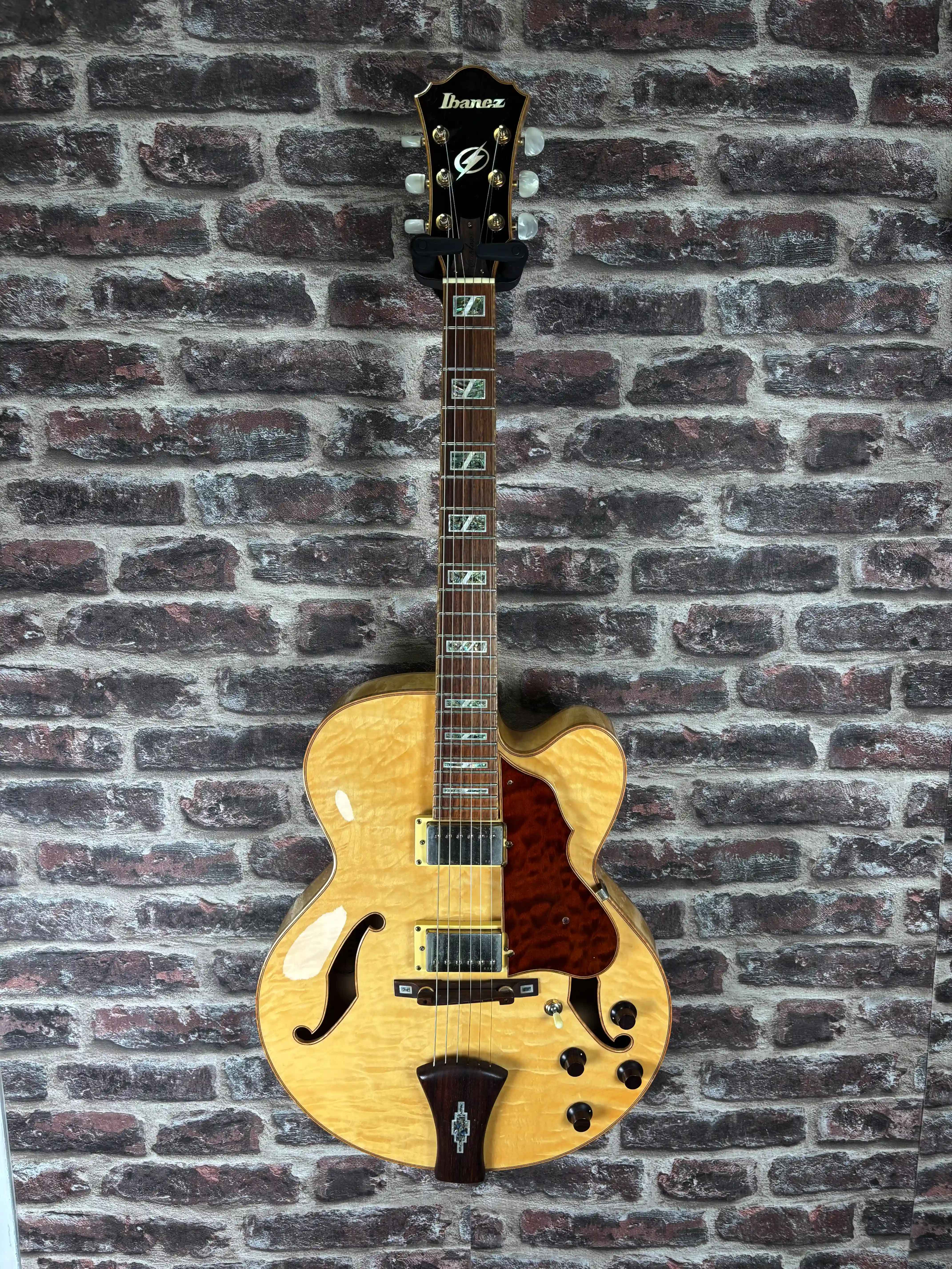 Ibanez AF125-NT-12-01 OCCASION