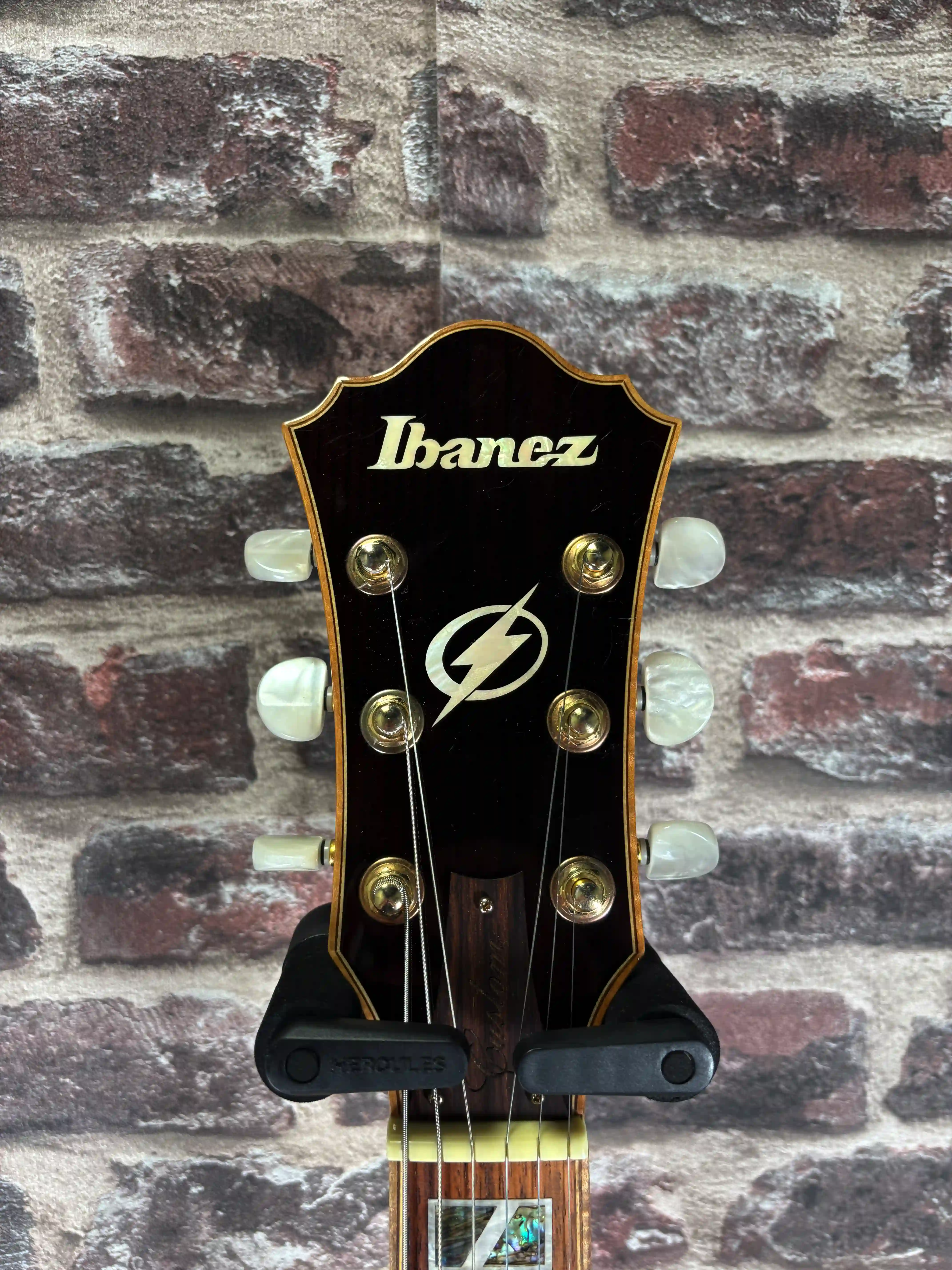 Ibanez AF125-NT-12-01 OCCASION