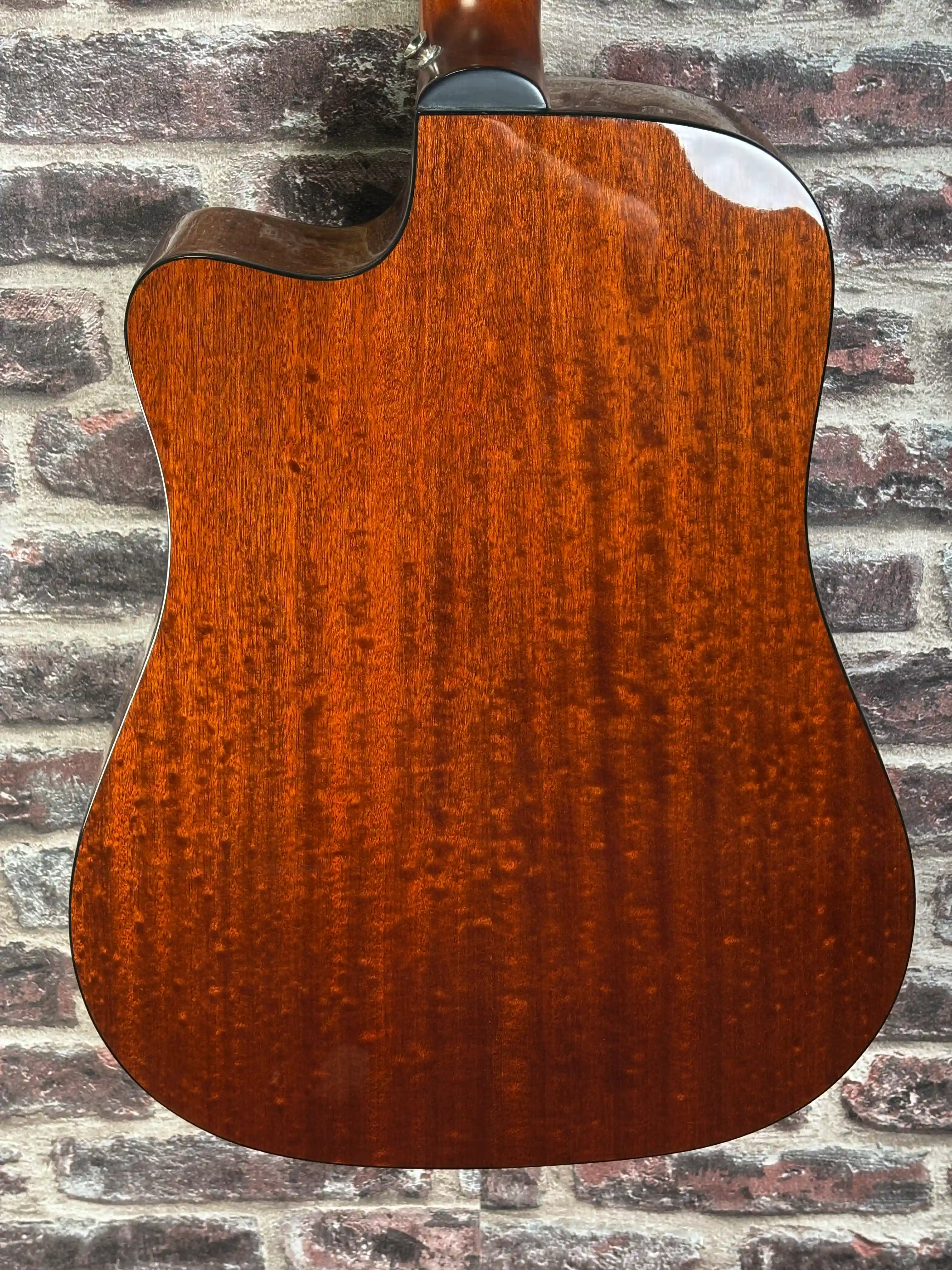 Guild D-125CE OCCASION