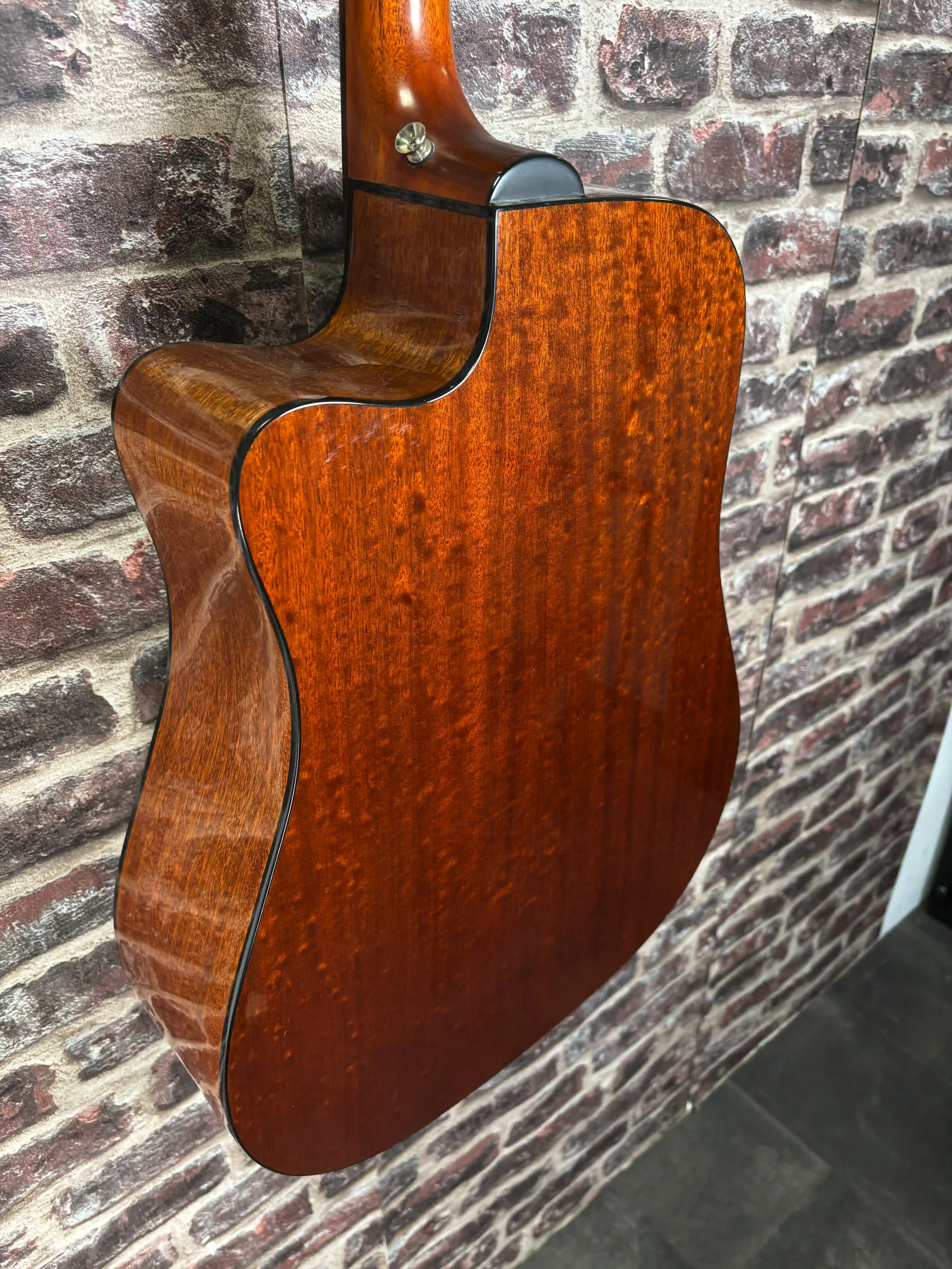 Guild D-125CE OCCASION