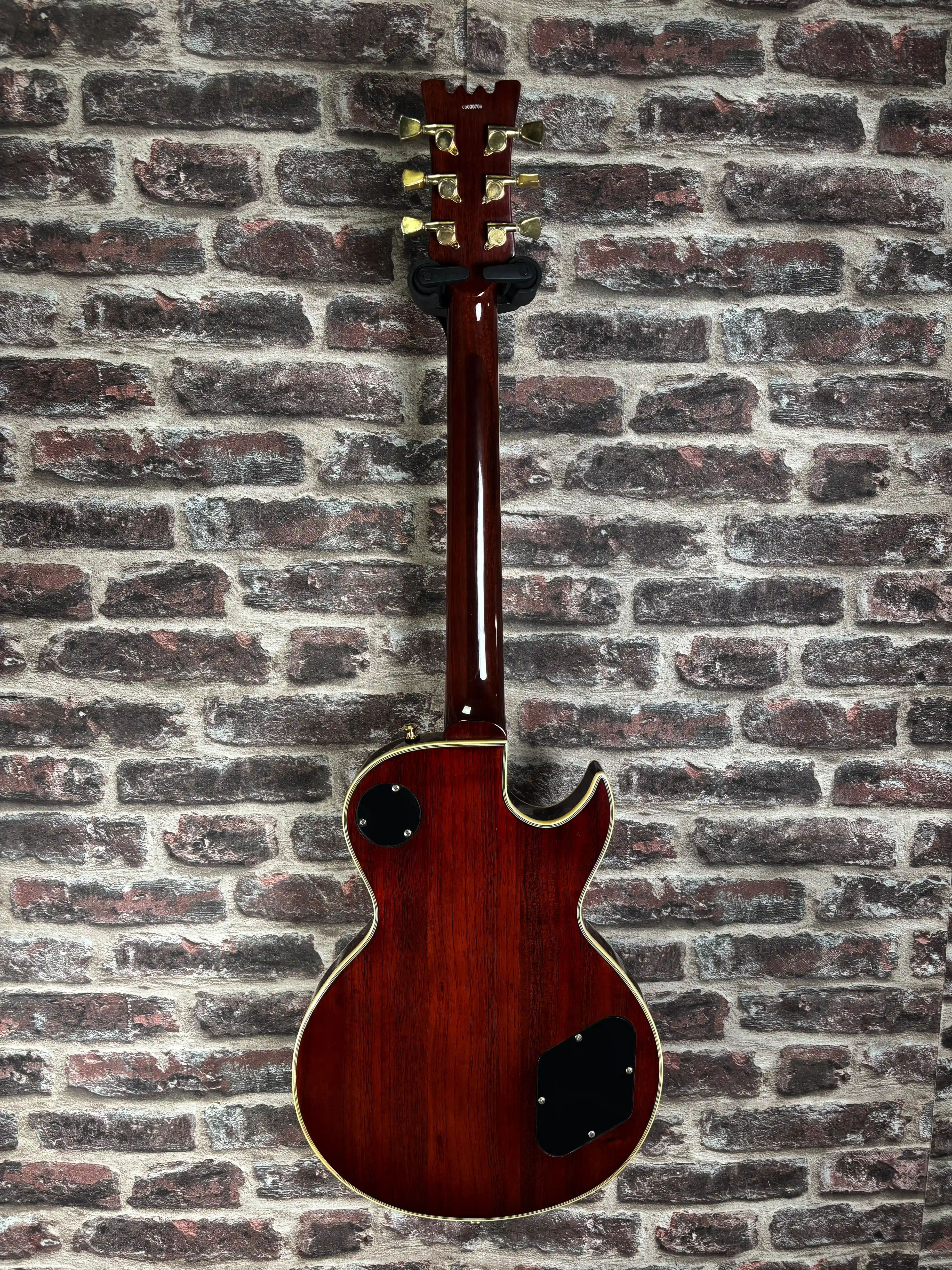 Custom 77 London's Burning Modified LH OCCASION