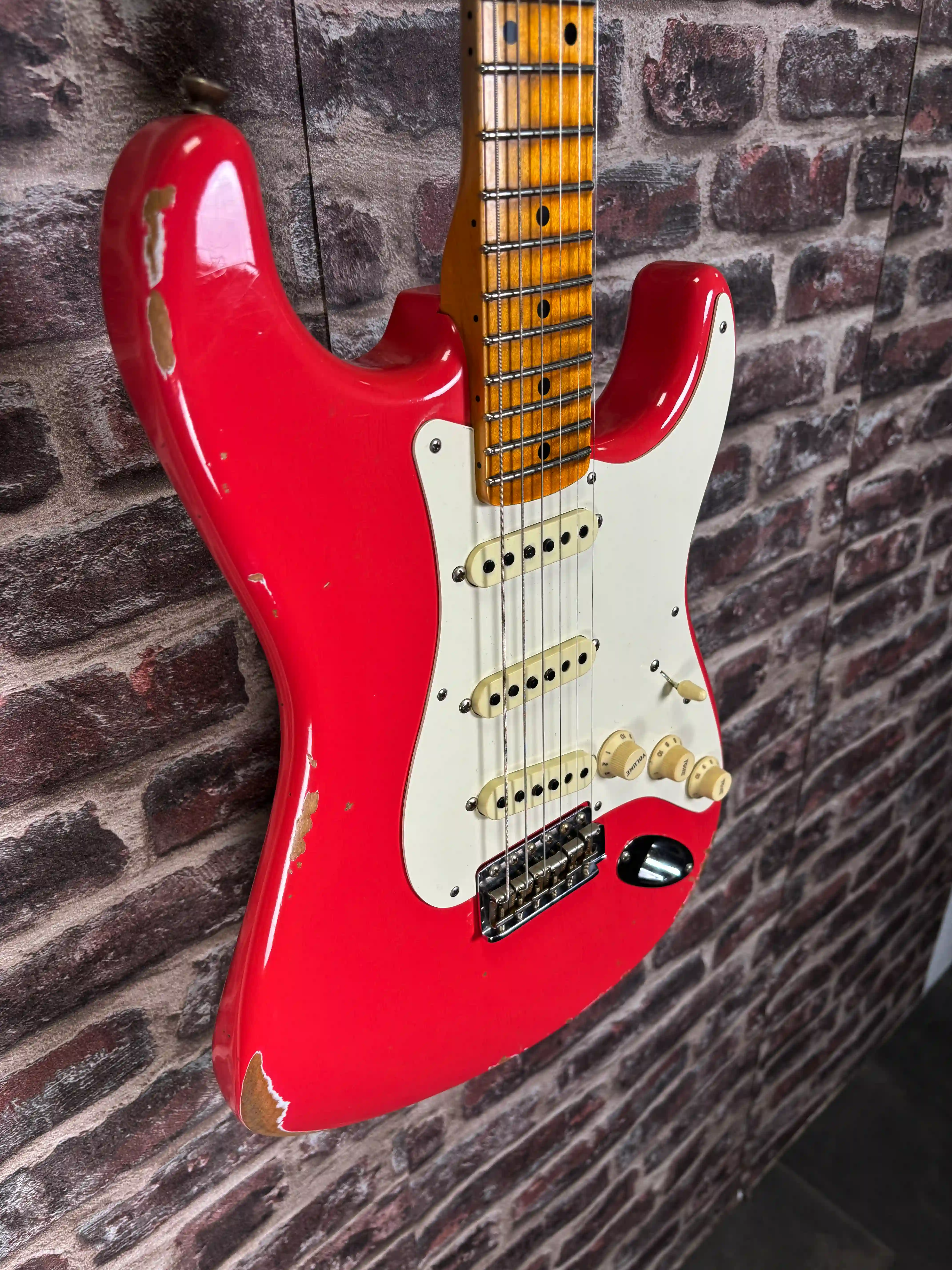 Fender 2018 NAMM LTD 58 Stratocaster Relic Fiesta Red OCCASION