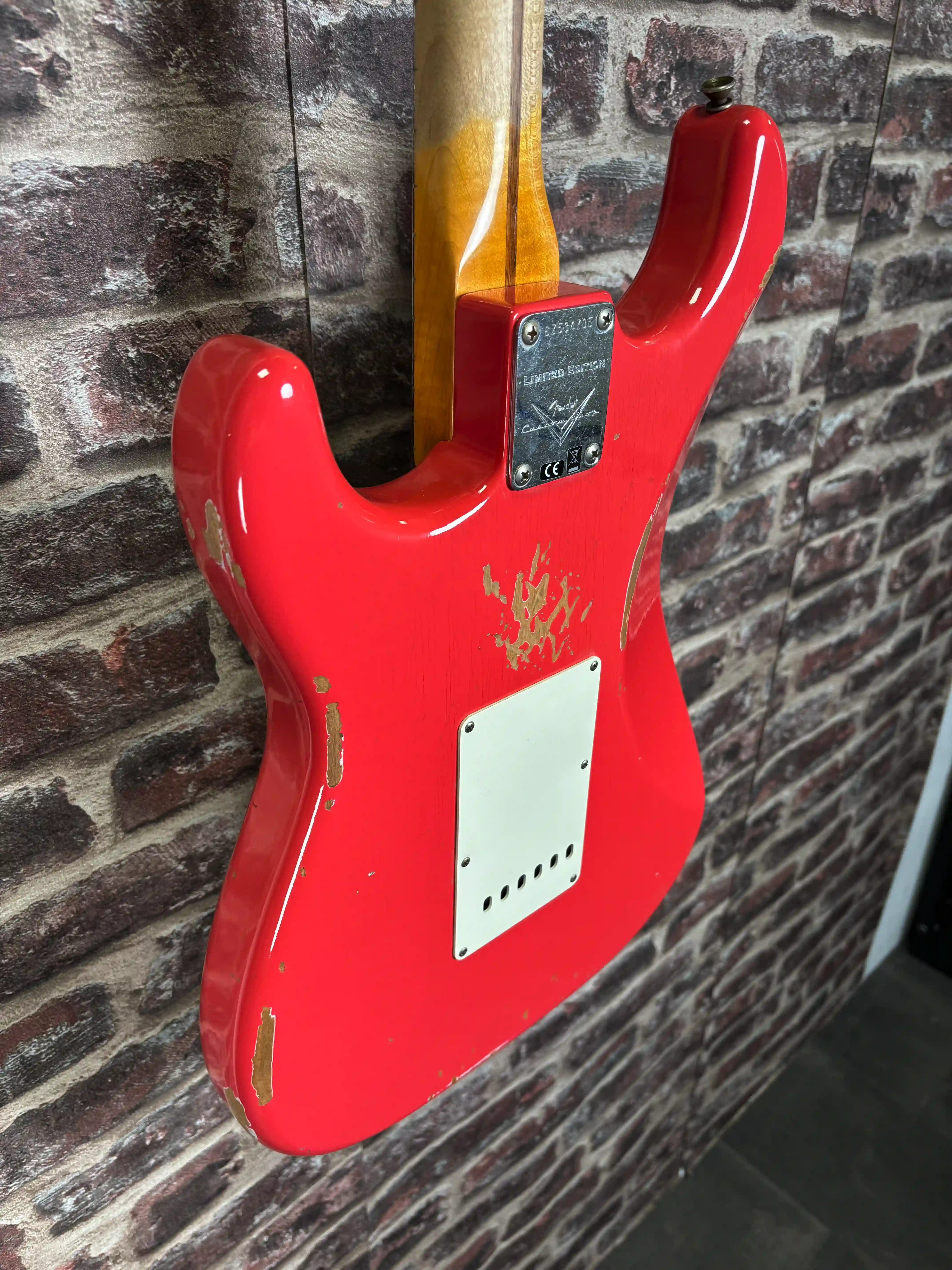 Fender 2018 NAMM LTD 58 Stratocaster Relic Fiesta Red OCCASION