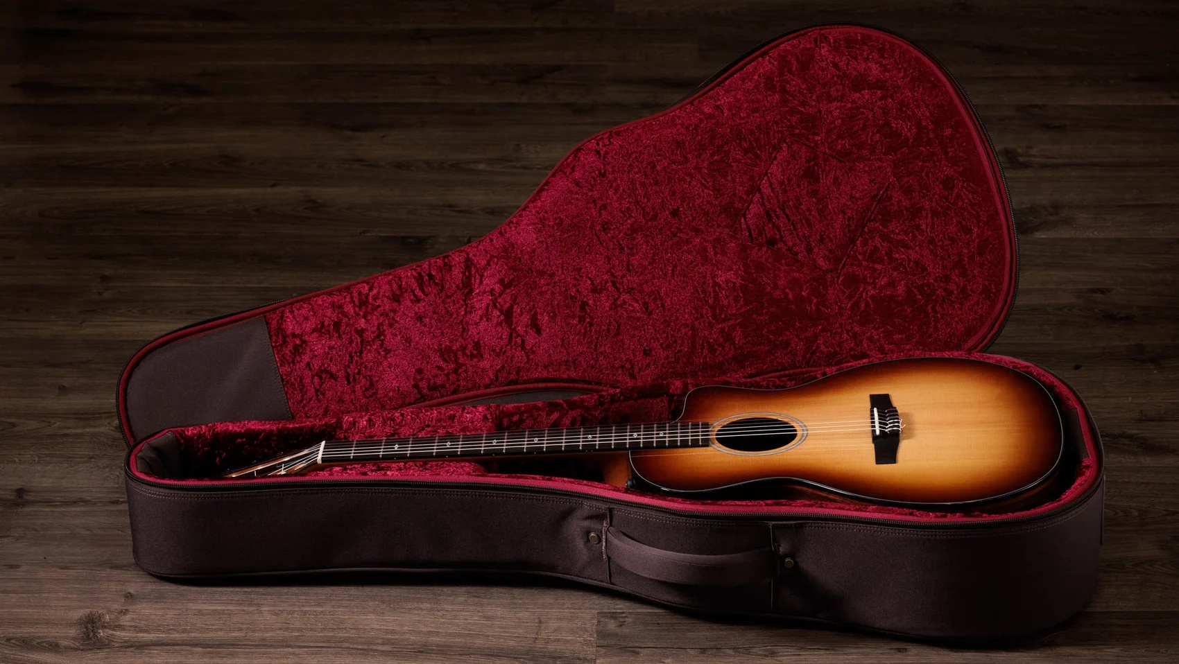 Taylor 214ce‑N Plus Sunset Blvd